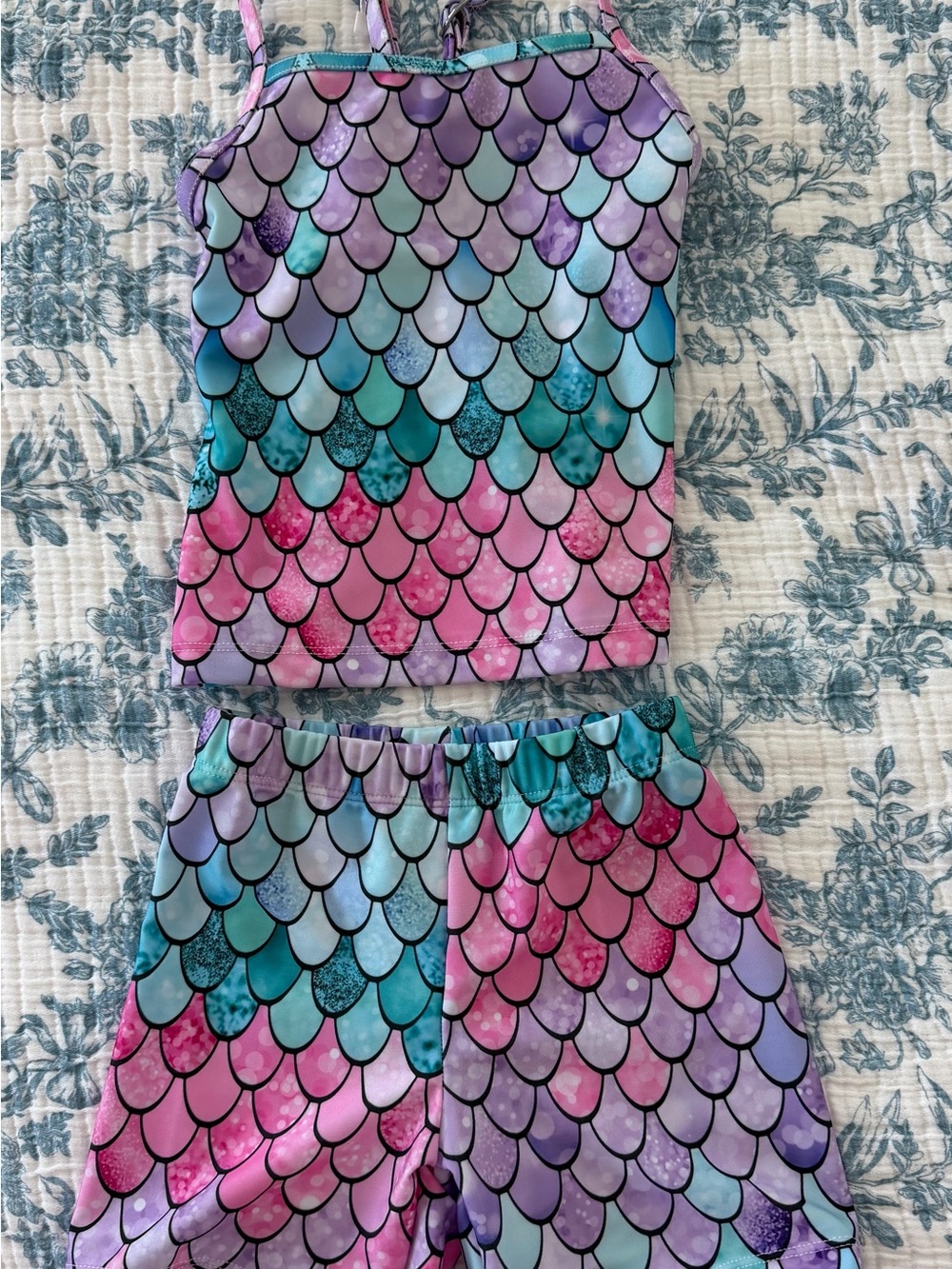 Girls' Multicolor Mermaid Scale Tank & Shorts Set - Kids Accessories